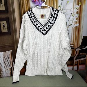 Said Fifth Avenue sweater Sz XL